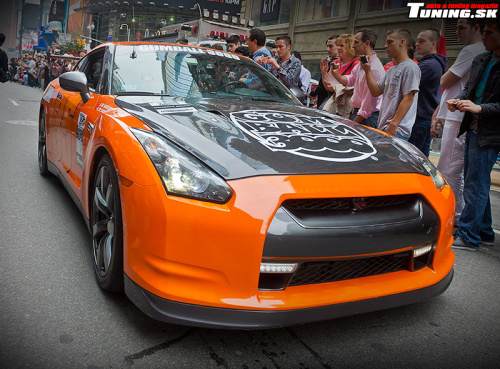 gumball 3000 2012 preteky luxusn� r�chle aut� celebrity