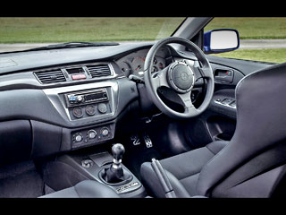 Mitsubishi lancer evo9