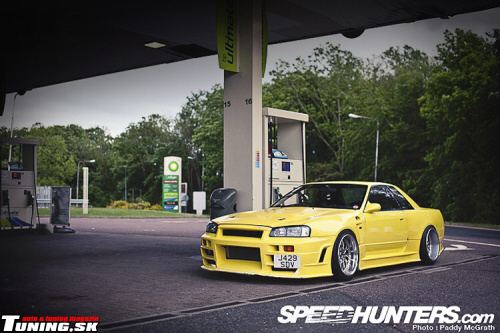 nissan skyline r32 jdm