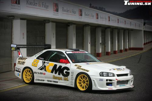 nissan skyline r34 tuning