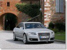kliknutím zvětšit Audi S8
