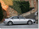 kliknutím zvětšit Audi S8