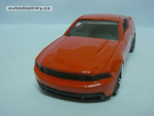 Nový Mustang v rozměru 1:64