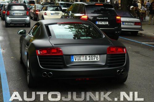 Audi R8 v matném laku