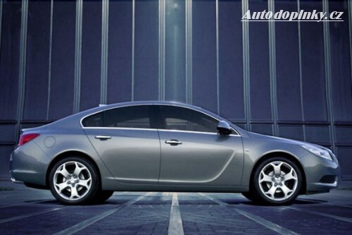 Opel Insignia oficiálně
