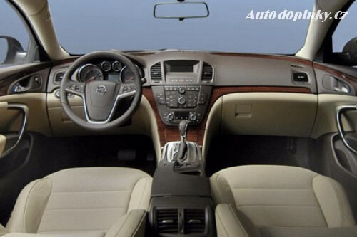 Opel Insignia oficiálně