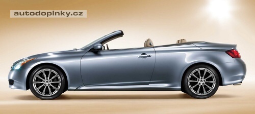 Lexus IS bez střechy