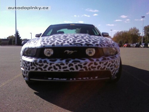 Nový Mustang zachycen špiony