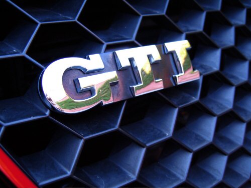 Šestkové GTI v Paříži