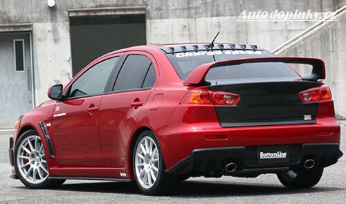 EVO X v karbonovém saku