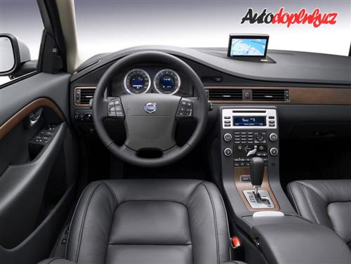 Volvo V70 oficiální foto