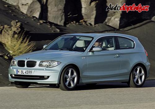 Třídveřová jednička od BMW