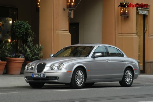 Jaguar končí s S-Typem