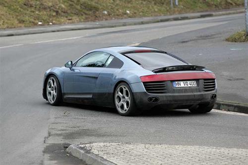 Audi R8