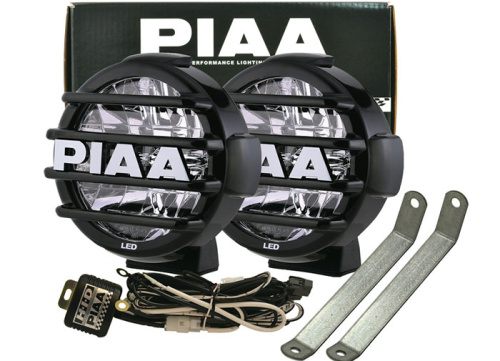 ��rovky a LED sv�tla PIAA
