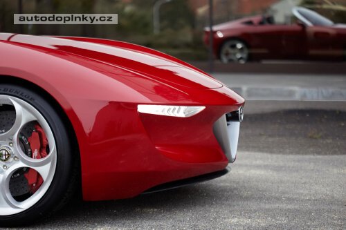 Alfa Romeo 2uettottanta