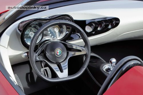 Alfa Romeo 2uettottanta