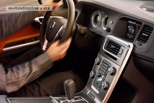 Volvo S60 odhaleno