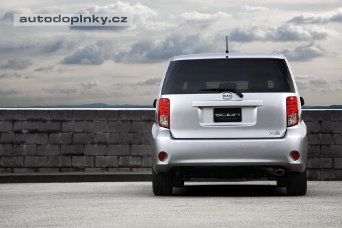 Scion faceliftuje xB