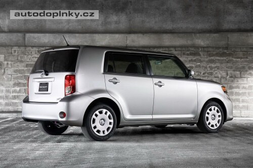 Scion faceliftuje xB