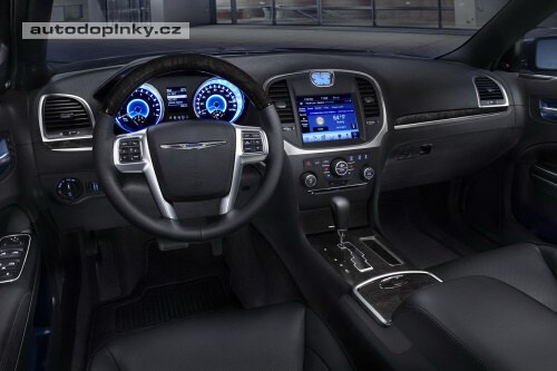 Chrysler 300 � foto interi�ru