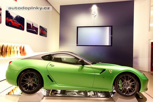 Hybridn� Ferrari 599