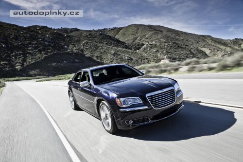 Design�r Ferrari jde na pomoc Chrysleru a Lancii