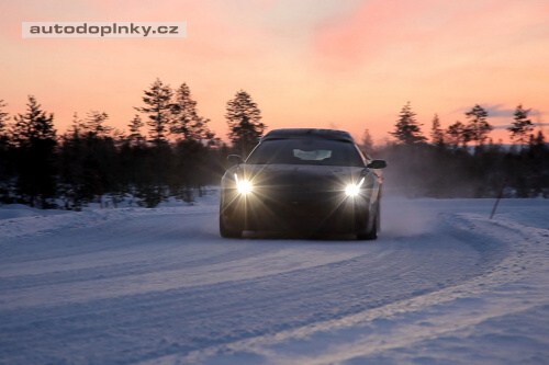 Nov� fotografie Ferrari FF