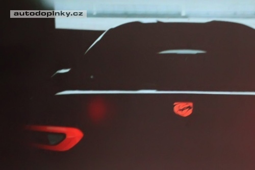 SRT Viper na fotk�ch z videa