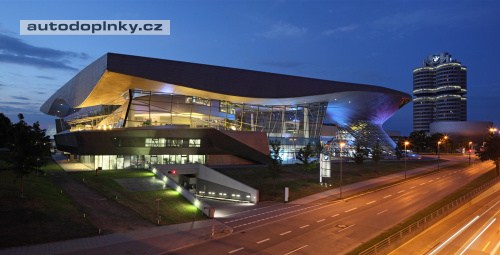 BMW Welt - 10000000 lid�