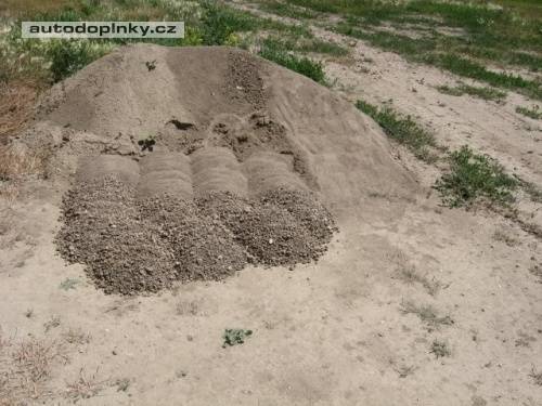 Kana�an 15 let vyv�� sklep d�lkov� ovl�dan�mi auty