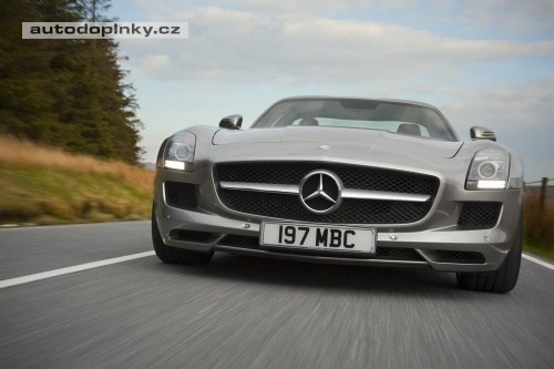 SLC jako mal� SLS AMG