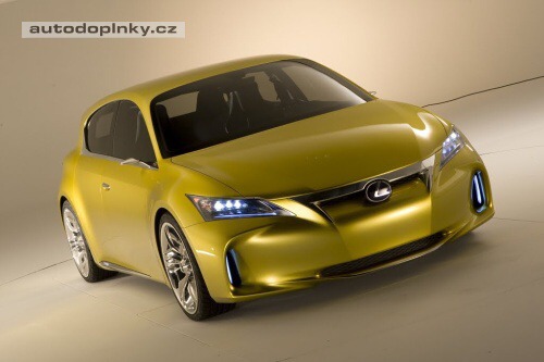 Lexus chyst� sportovn� hatchback