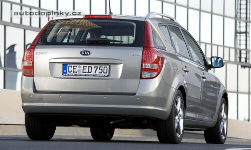 Kia Cee�d v nov�m