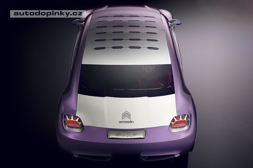 DS Revolte: nov� kachna 2CV