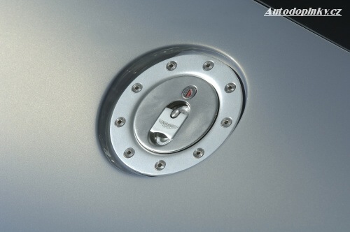 Nov� fotky Vantage RS