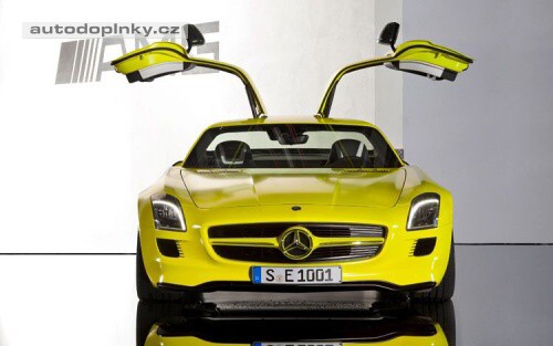 Mercedes SLS AMG na baterky