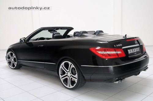 Mercedes E otev�en� od Brabusu