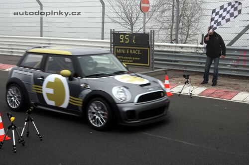 E-Mini na N�rburgringu