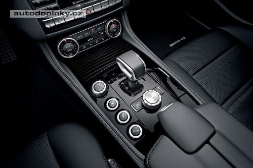 CLS 63 AMG ofici�ln�