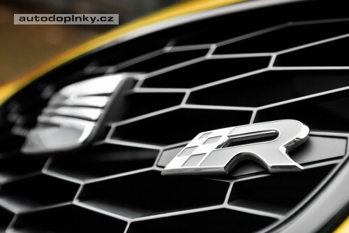 Seat Leon Cupra R v Brit�nii