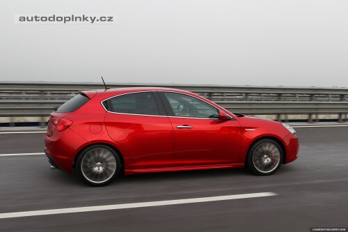 Alfa Romeo Giulietta za p�l mega