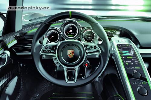 Porsche 918 Spyder m� zelenou