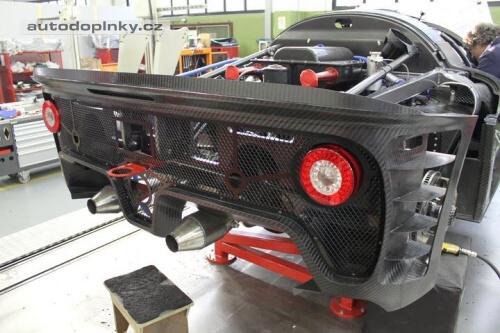 Ferrari P4/5 ve v�rob�
