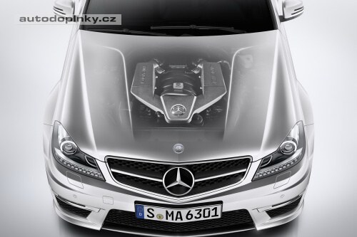 Mercedes C63 AMG v detailech
