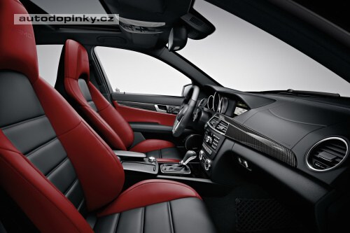Mercedes C63 AMG v detailech
