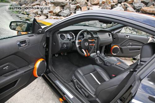 Mustang podle Design World