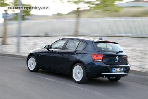 Jedni�kov� BMW v nov�m