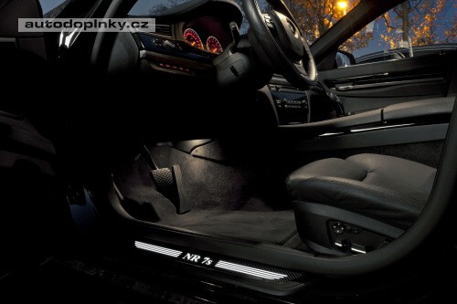 BMW 750Li � 720 kon�