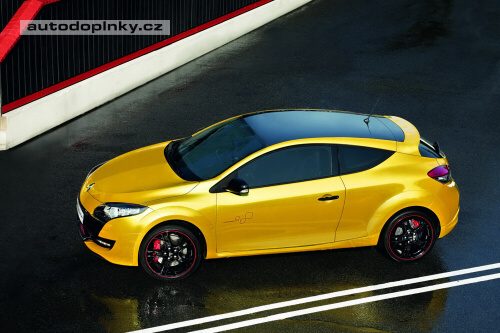 M�gane RS Trophy p�ij�d�